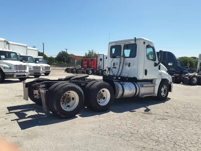 2020 FREIGHTLINER CASCADIA 125
