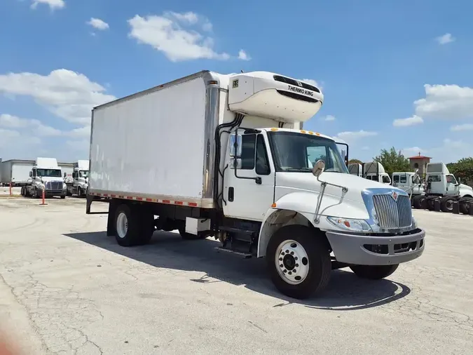 2019 NAVISTAR INTERNATIONAL 4300