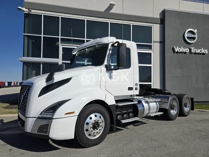 2021 VOLVO VNL64T300b70d29e6d6638a90115396b6b68c340d