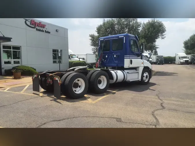 2020 FREIGHTLINER/MERCEDES CASCADIA 125b70ed9ff7f6fca4463cf475c886d2a99