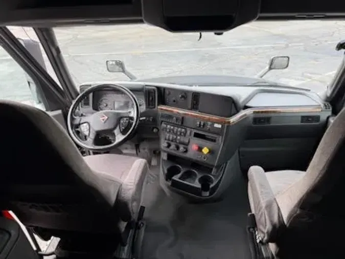 2022 International LT625