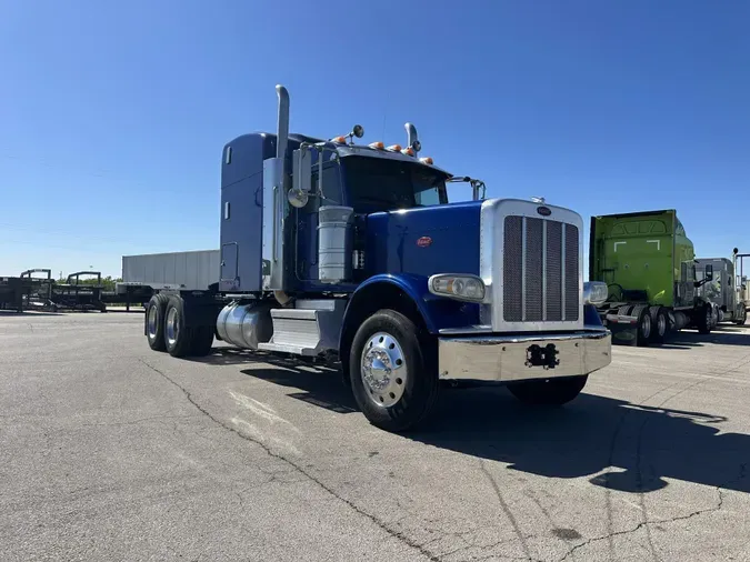 2020 Peterbilt 389