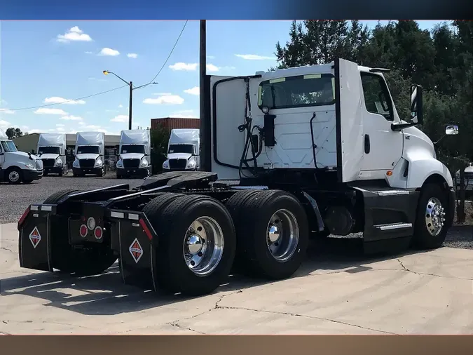 2021 INT LT625 6x4
