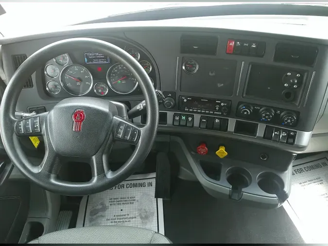 2022 Kenworth T680b716c0dbf4a1371fceca4d7dba3c8b1e