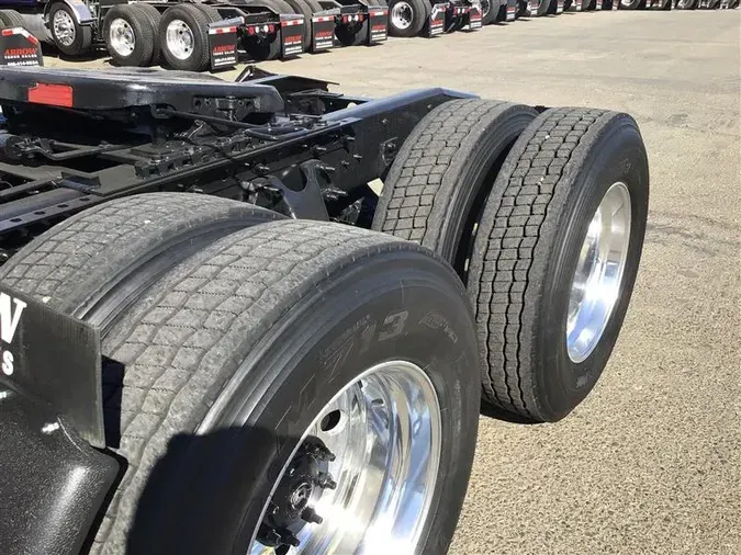 2022 INTERNATIONAL LT625