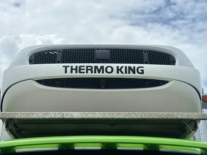 2020 FREIGHTLINER/MERCEDES M2 106