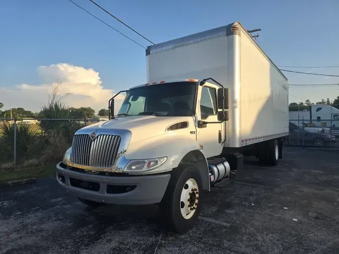 2020 NAVISTAR INTERNATIONAL MV607 (4X2)b71baefe6faf07a4e8824eb1dff3c66c