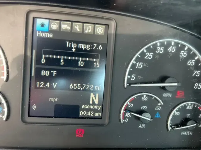 2020 FREIGHTLINER NEW CASCADIA 116