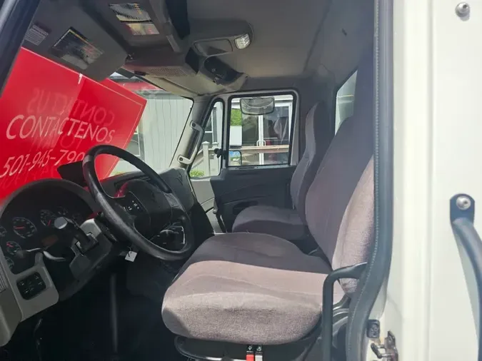 2019 NAVISTAR INTERNATIONAL 4300 LP