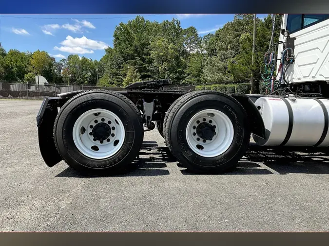 2019 INT LT625 6x4