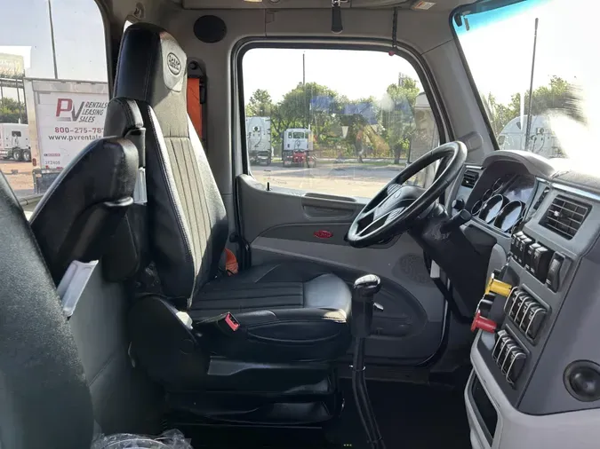 2020 Peterbilt 567