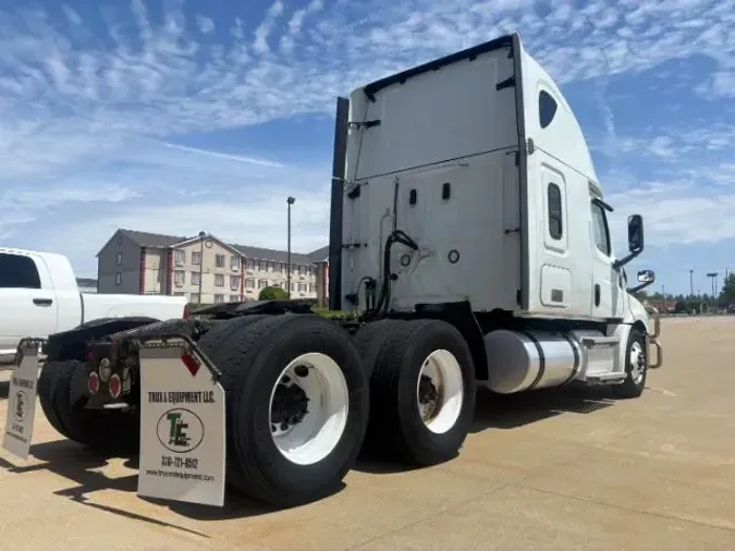 2020 Freightliner New Cascadia 126