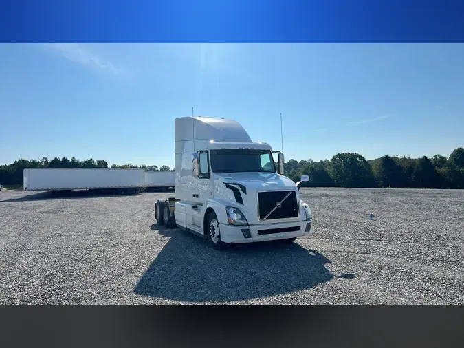 2016 Volvo VNL 740b72423a2bb1a50f1cec707e38b109ad2