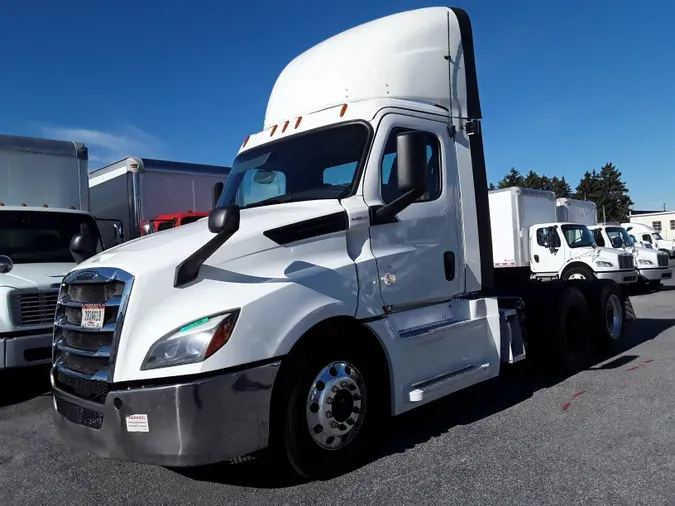 2019 FREIGHTLINER/MERCEDES NEW CASCADIA PX12664b7263f3f4940f7428096608555e7d090