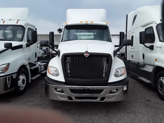 2018 NAVISTAR INTERNATIONAL LT625 DAYCAB T/A