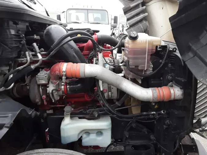 2020 NAVISTAR INTERNATIONAL LT625 SLPR CAB