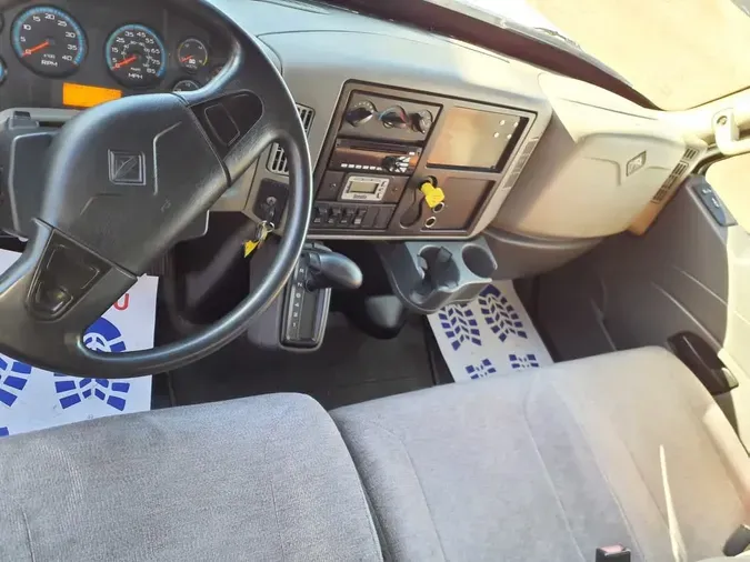 2019 NAVISTAR INTERNATIONAL 4300