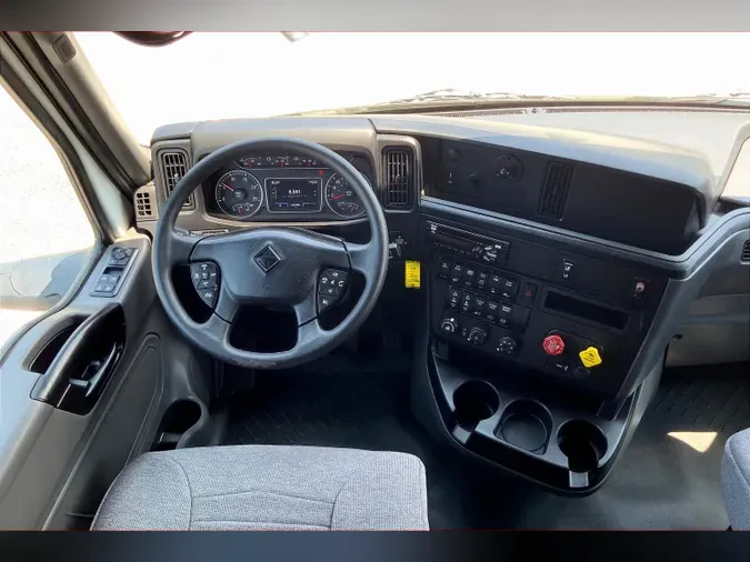 2021 INT LT625 6x4