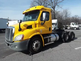 2018 FREIGHTLINER/MERCEDES CASCADIA 113