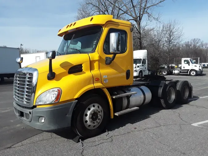 2018 FREIGHTLINER/MERCEDES CASCADIA 113b72df5d9822a923cc465b061503eb02e