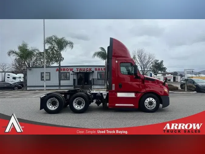 2020 FREIGHTLINER CA126