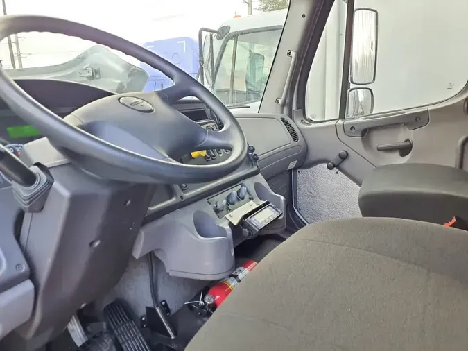 2019 FREIGHTLINER/MERCEDES M2 106b72f4089765f9f7313d443a7bec0e2de