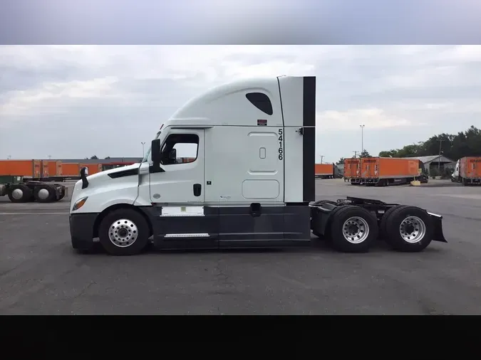 2023 Freightliner Cascadia 126b73107c063c4d99b8c21e85cc6575ba2