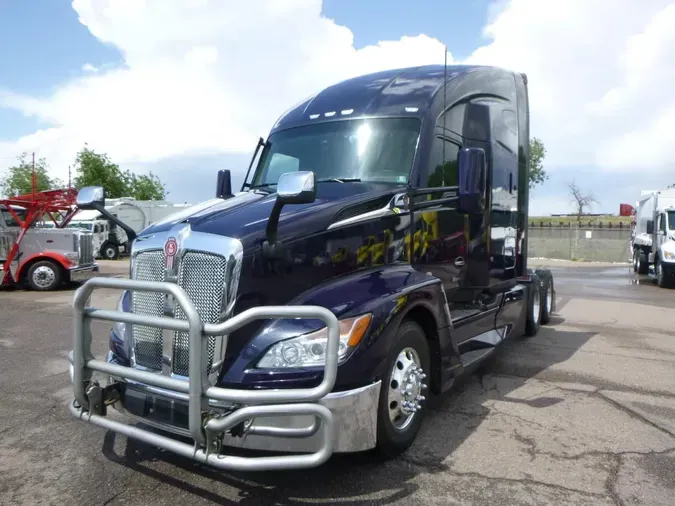 2023 Kenworth T680b7314b1d553f0ce3f68fe7764ba3db2f