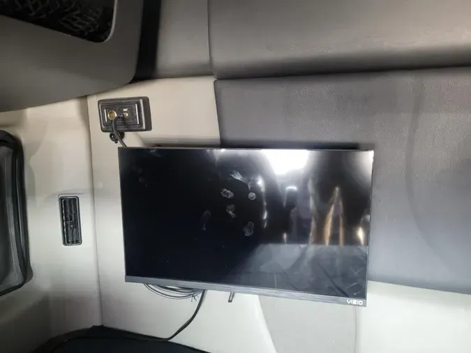 2023 International LT625