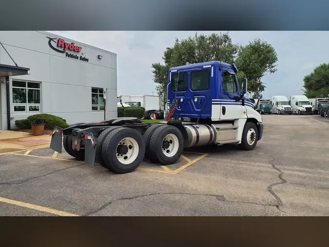 2020 FREIGHTLINER/MERCEDES CASCADIA 125