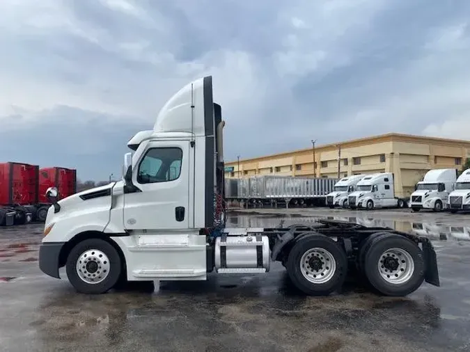 2021 Freightliner Cascadia
