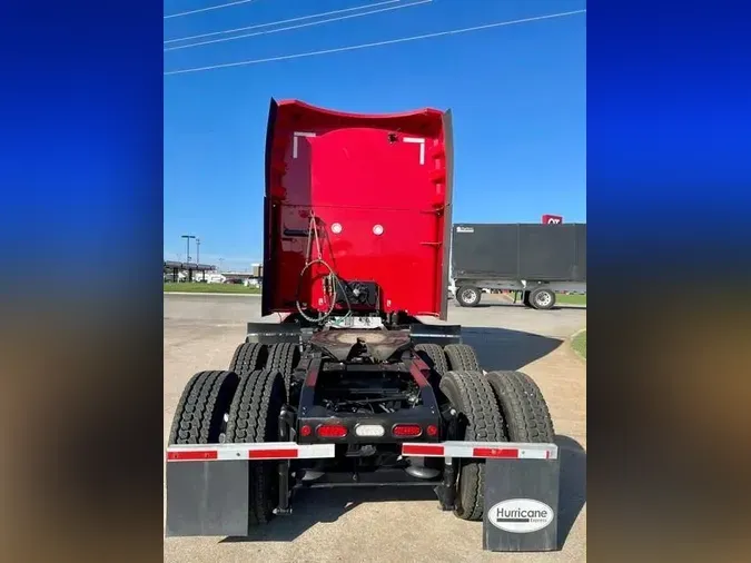 2020 Peterbilt 579b73732e124bd27e8ea887aaa3b29c13c