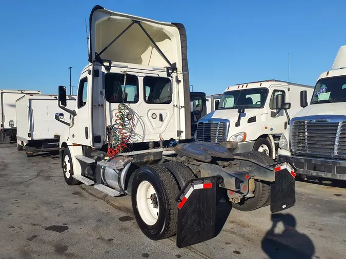 2019 FREIGHTLINER/MERCEDES NEW CASCADIA 126