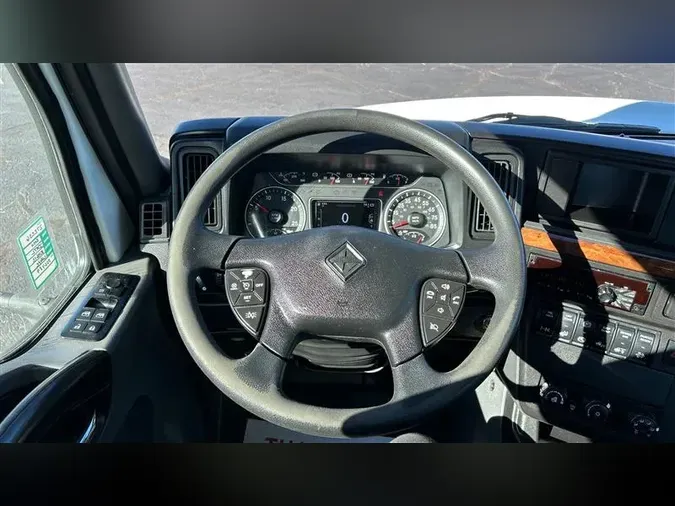 2020 INTERNATIONAL RH613