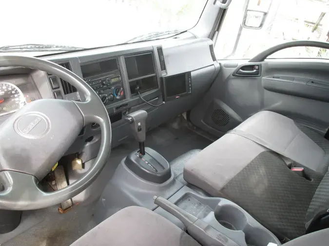 2014 ISUZU NRR