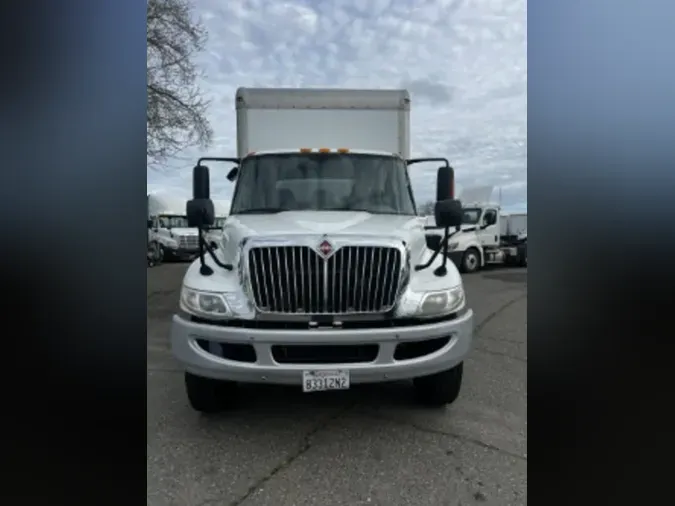 2019 NAVISTAR INTERNATIONAL 4300 SBA