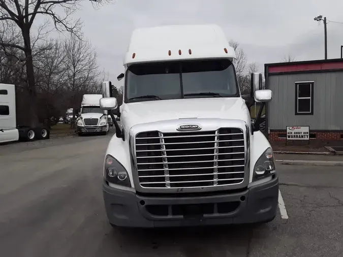 2020 FREIGHTLINER/MERCEDES CASCADIA 125
