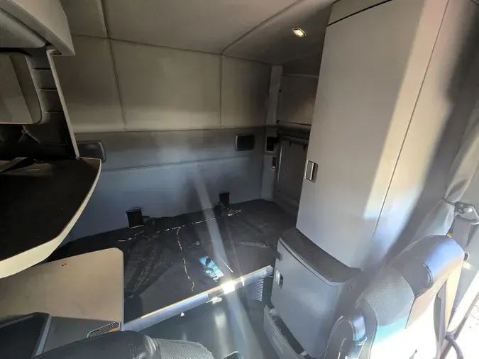 2022 Kenworth T680b754a80dec0f226567e40e254a681b87