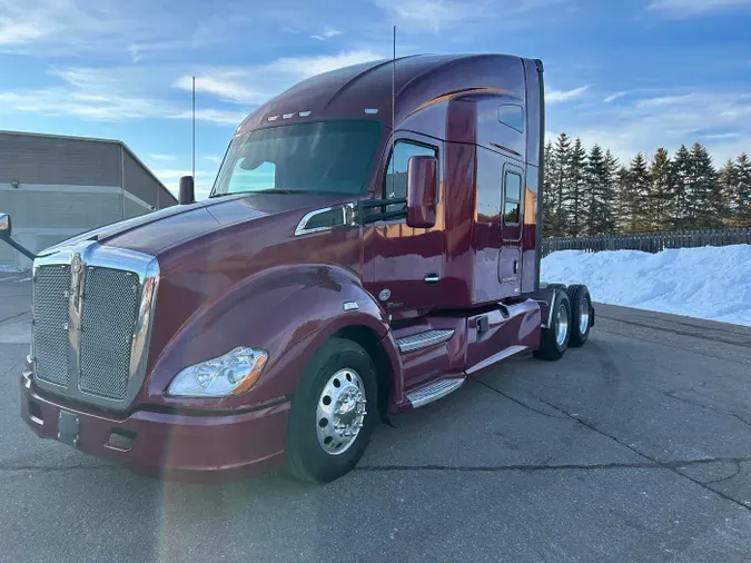 2022 Kenworth T680