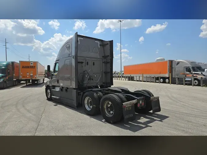 2023 Freightliner Cascadia