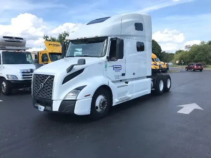 2019 Volvo VNL64760