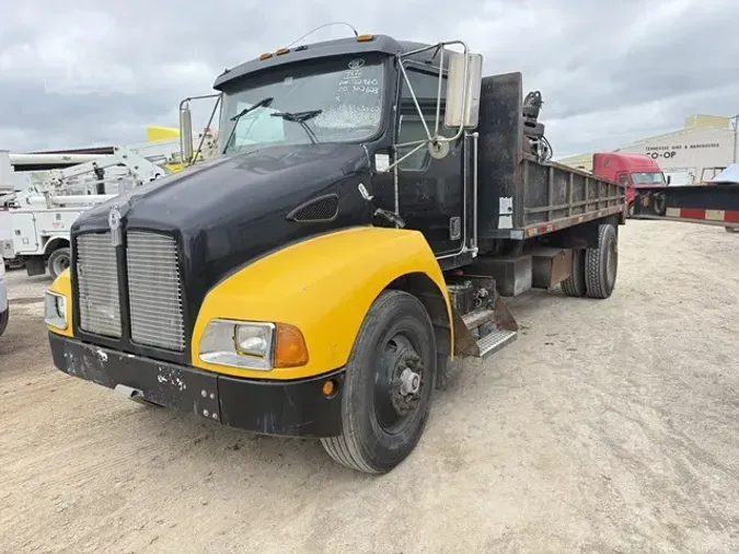 1998 KENWORTH T300