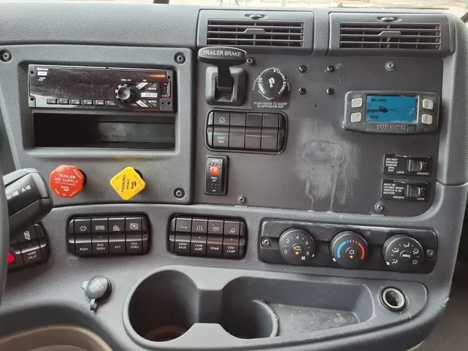 2020 FREIGHTLINER/MERCEDES CASCADIA 125