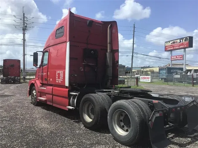 2007 VOLVO VNL670