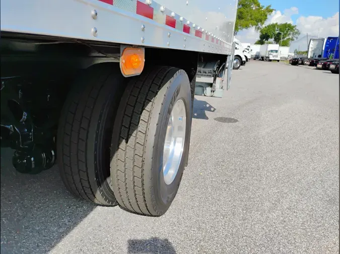 2020 Peterbilt 337