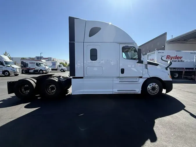 2023 FREIGHTLINER/MERCEDES NEW CASCADIA PX12664