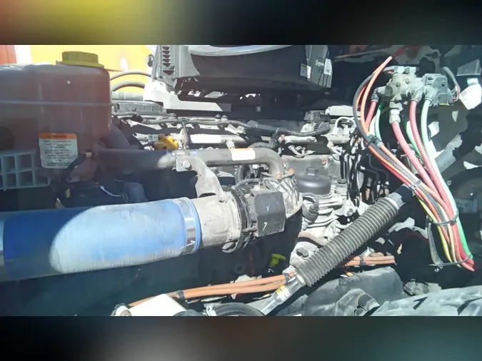 2021 Freightliner Cascadia 126