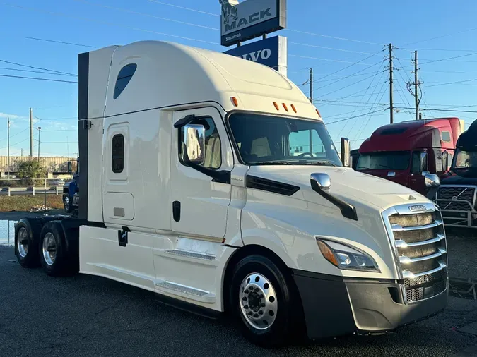 2019 Freightliner Cascadia 126b76df10d3e9d63b880a880973b901c70