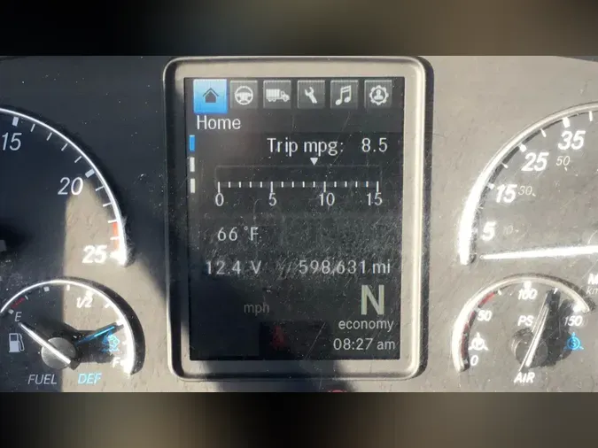 2020 Freightliner Cascadia 126b76e4bf504614edb6ee6bfb7627fe416
