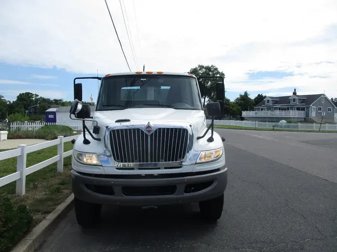 2016 INTERNATIONAL 4300